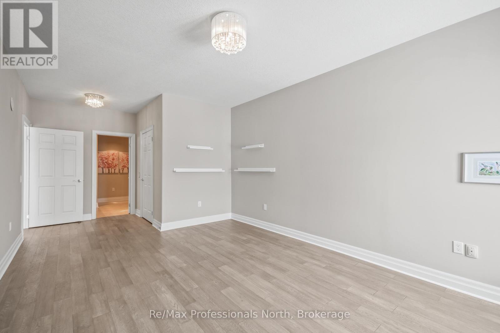 403 - 110 Steamship Bay Road, Gravenhurst, Ontario  P1P 1Z9 - Photo 13 - X12775572