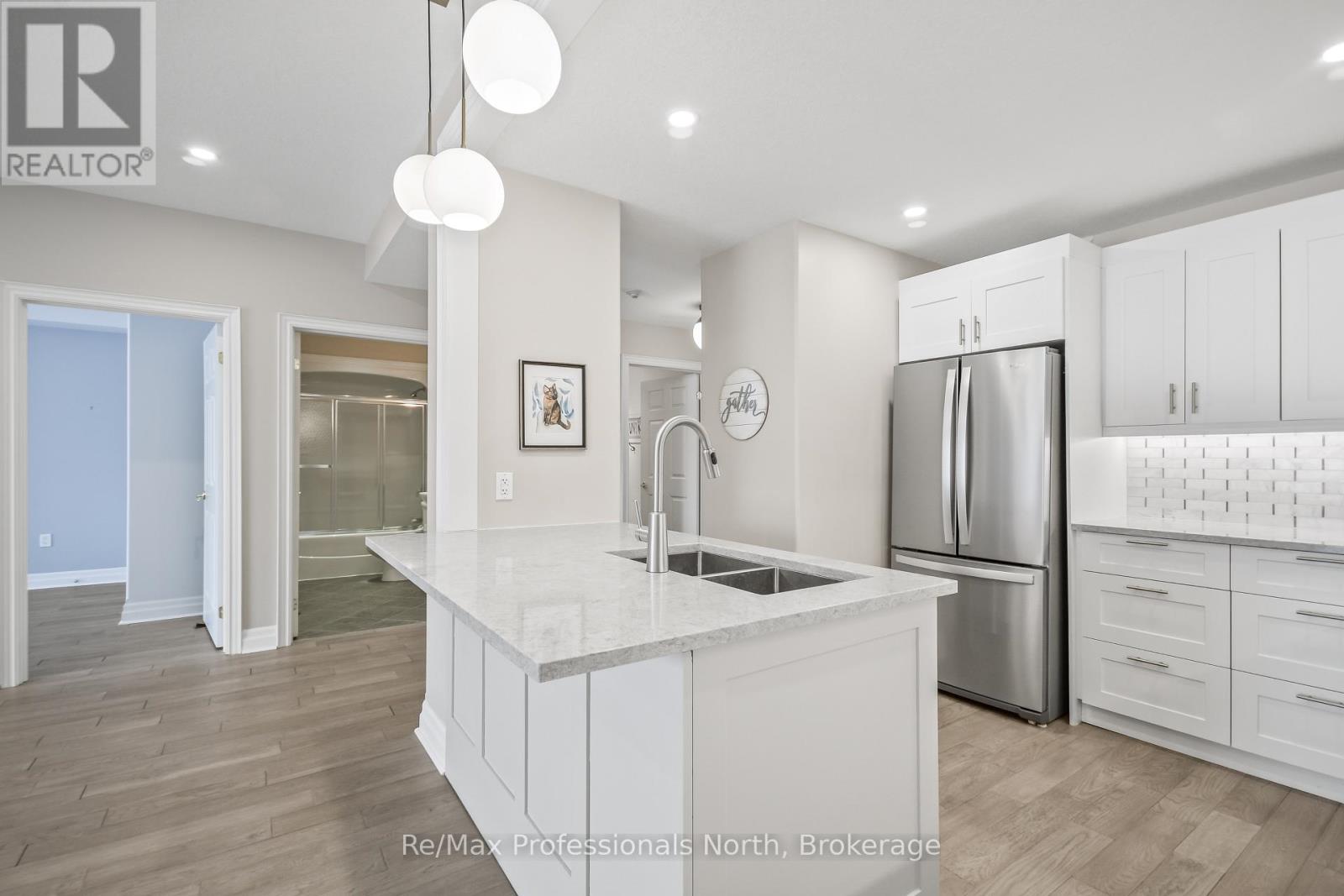 403 - 110 Steamship Bay Road, Gravenhurst, Ontario  P1P 1Z9 - Photo 7 - X12775572