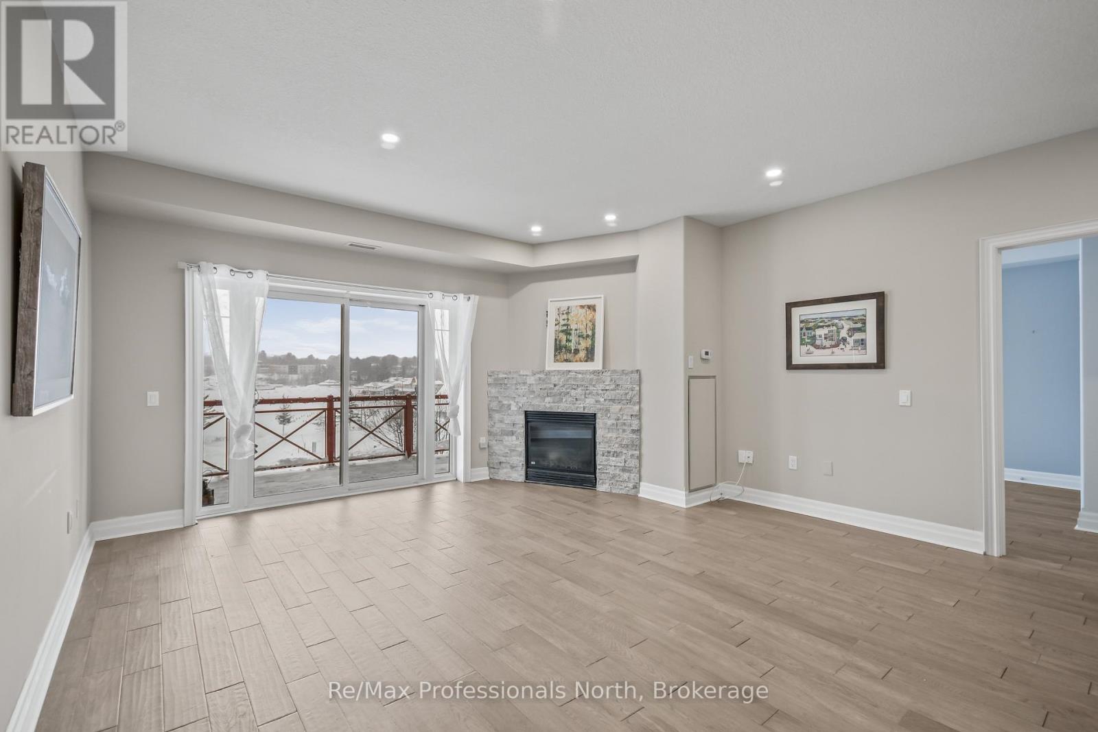 403 - 110 Steamship Bay Road, Gravenhurst, Ontario  P1P 1Z9 - Photo 8 - X12775572