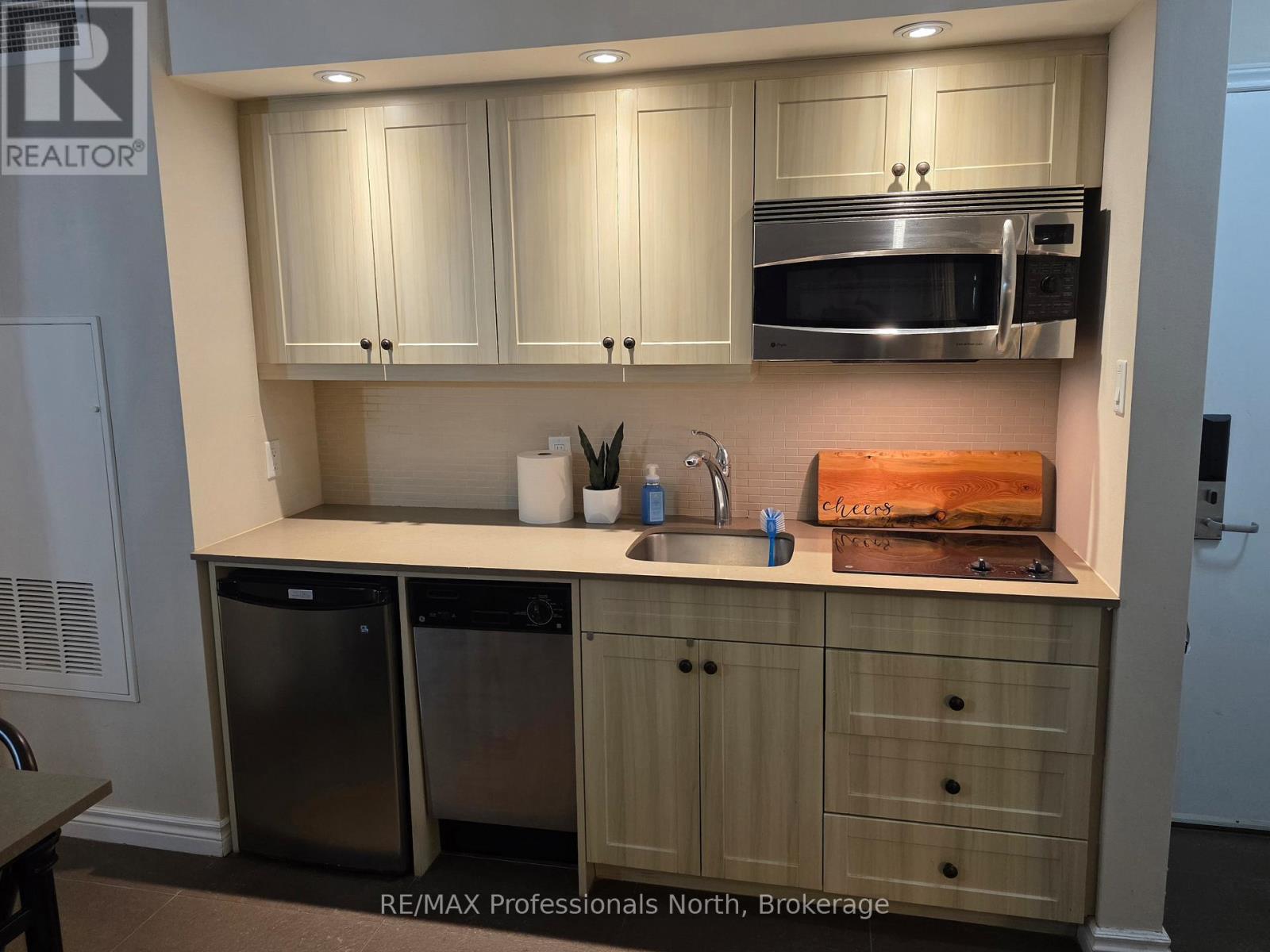 52-308 - 1235 Deerhurst Drive, Huntsville, Ontario  P1H 2E8 - Photo 7 - X12777996