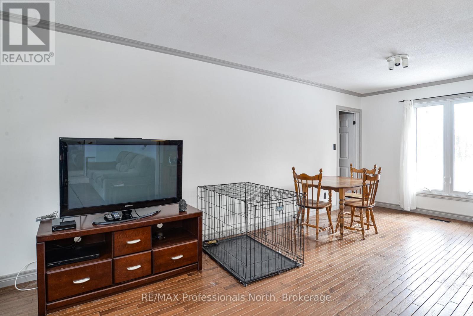 76 Westvale Drive, Bracebridge, Ontario  P1L 1B3 - Photo 9 - X12780836