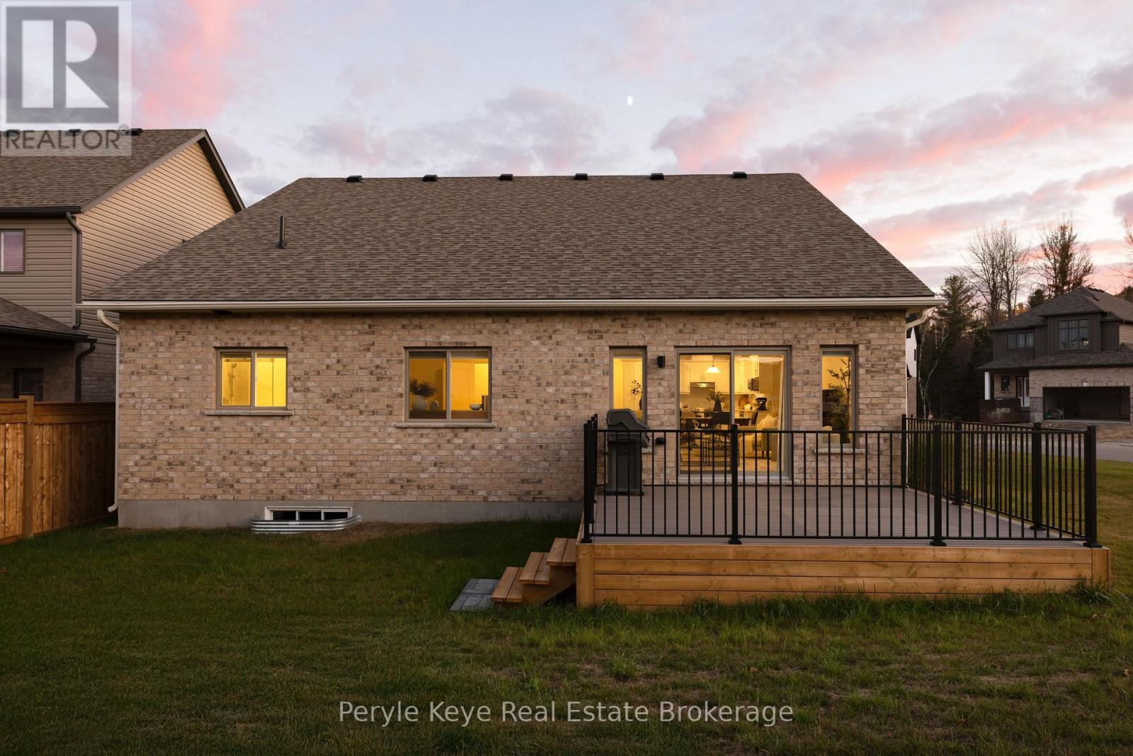 14 Charles Morley Boulevard, Huntsville, Ontario  P1H 0G5 - Photo 43 - X12781970