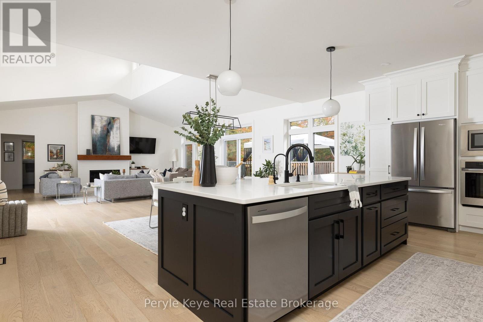 103 Granite Drive, Huntsville, Ontario  P1H 2N5 - Photo 14 - X12781994