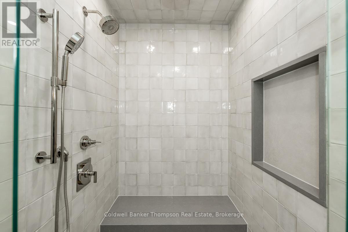 11 Glen Eagle Court, Huntsville, Ontario  P1H 1B1 - Photo 40 - X12782602