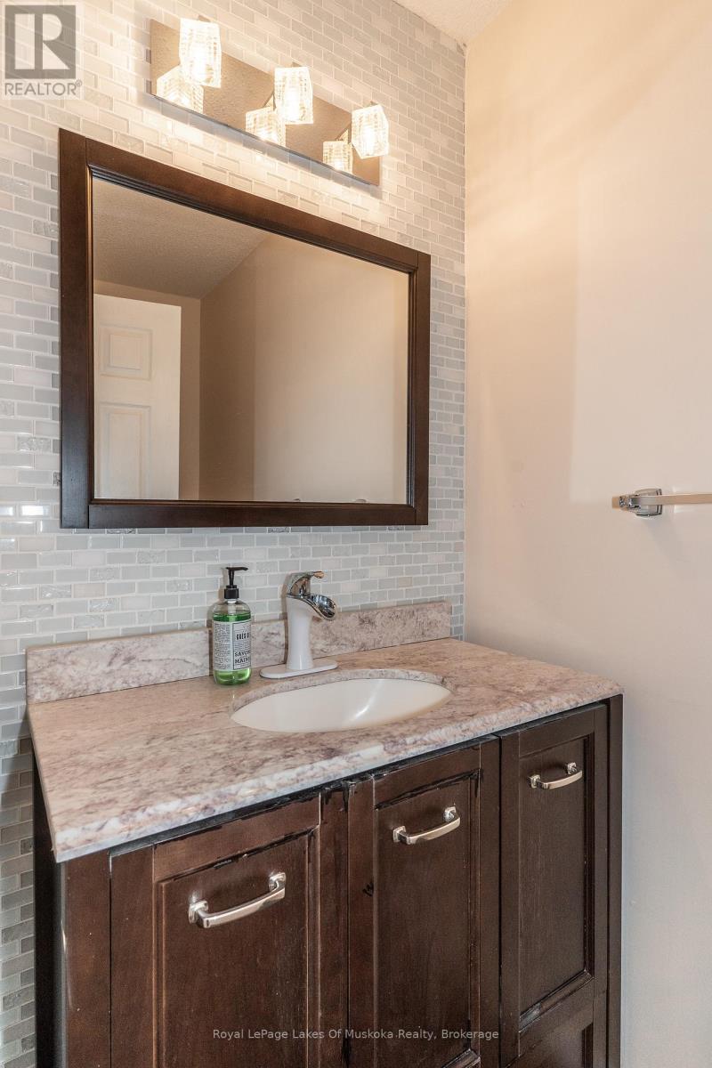 10 - 142 Ecclestone Drive, Bracebridge, Ontario  P1L 1G6 - Photo 8 - X12784410