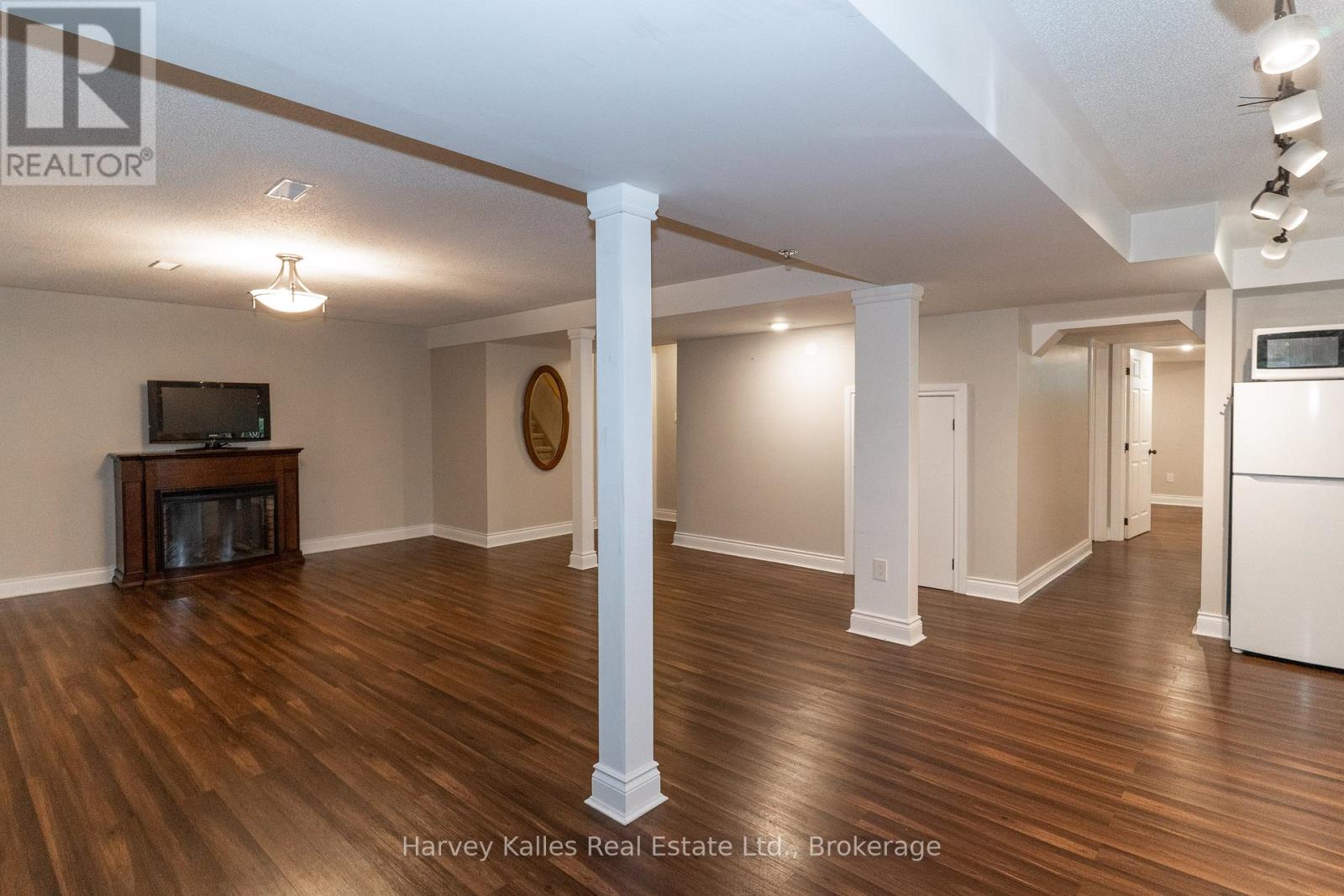 28 Queen Street, Parry Sound, Ontario  P2A 2W3 - Photo 23 - X12786314