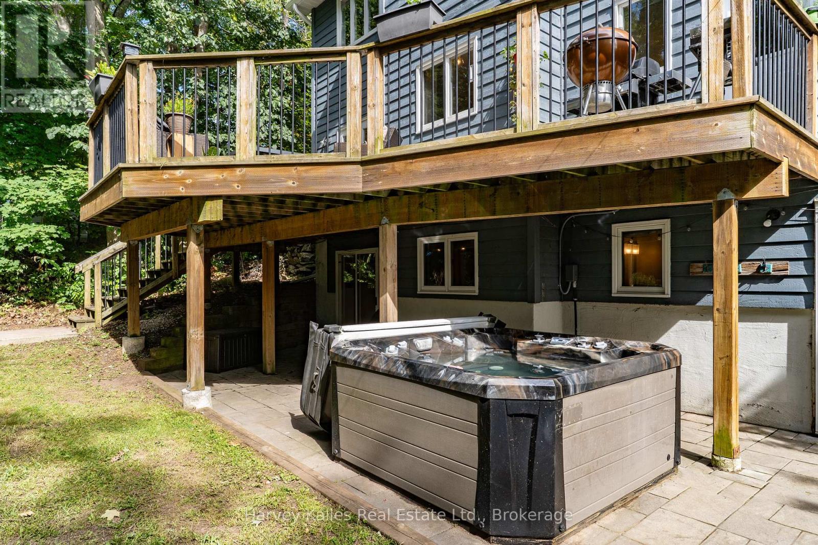 28 Queen Street, Parry Sound, Ontario  P2A 2W3 - Photo 34 - X12786314