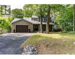 28 QUEEN STREET, Parry Sound, Ontario