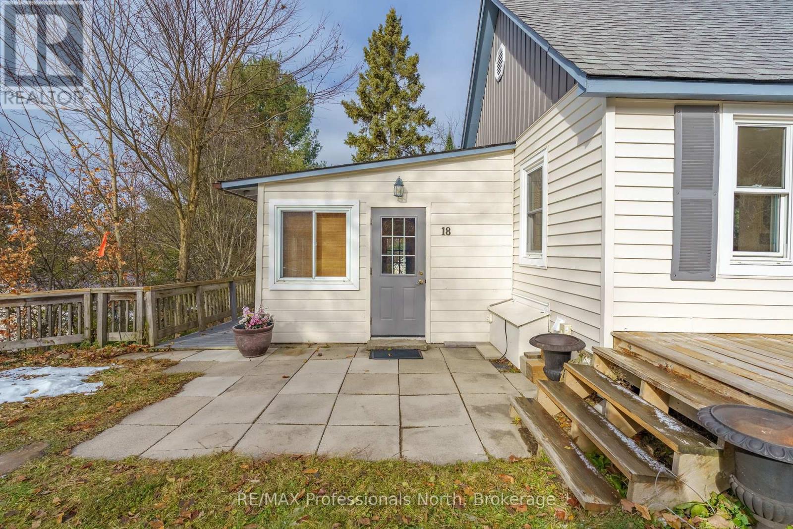 18 George Street, Huntsville, Ontario  P1H 1T9 - Photo 36 - X12789308