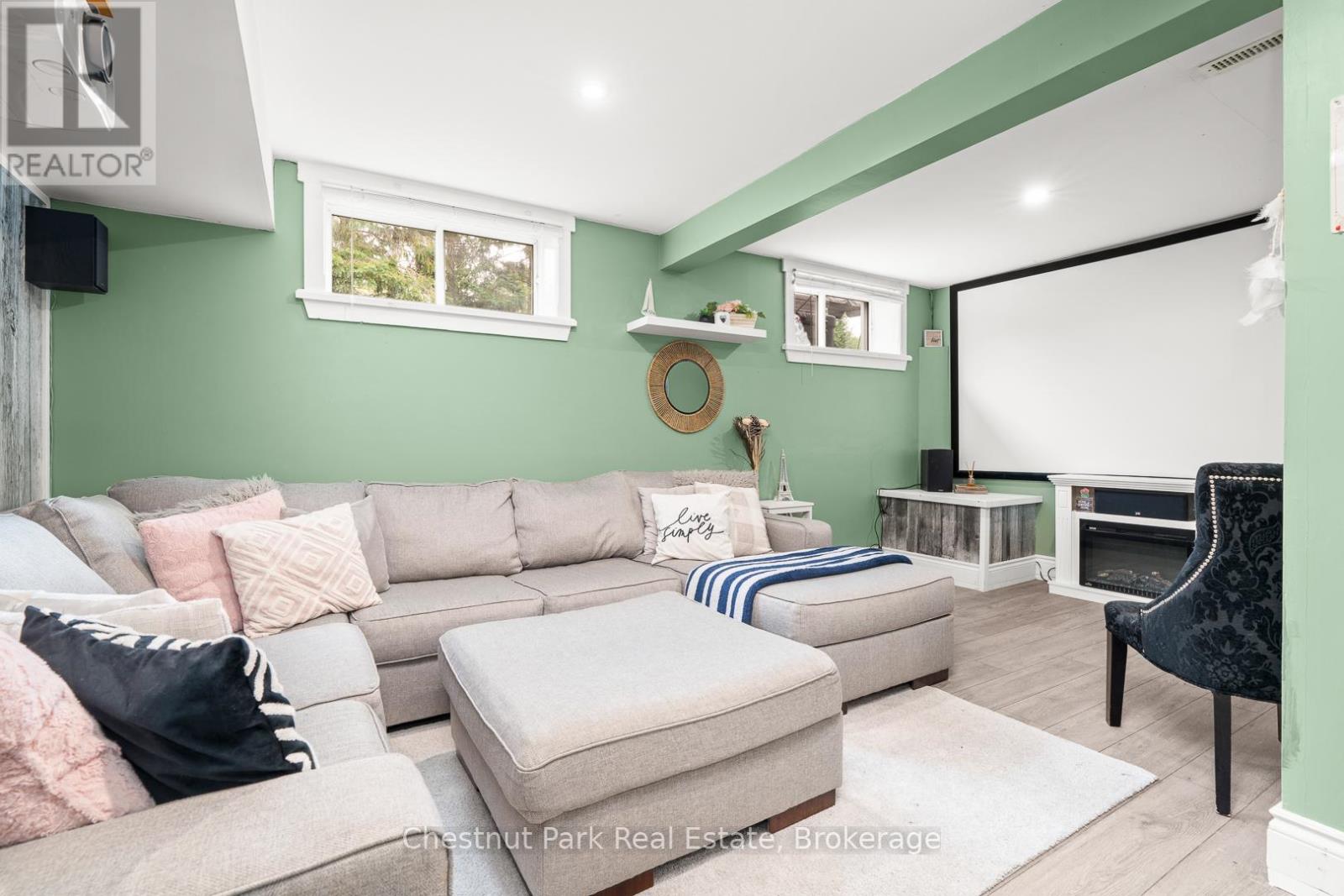 70 Milton Street, Bracebridge, Ontario  P1L 1G9 - Photo 28 - X12789642