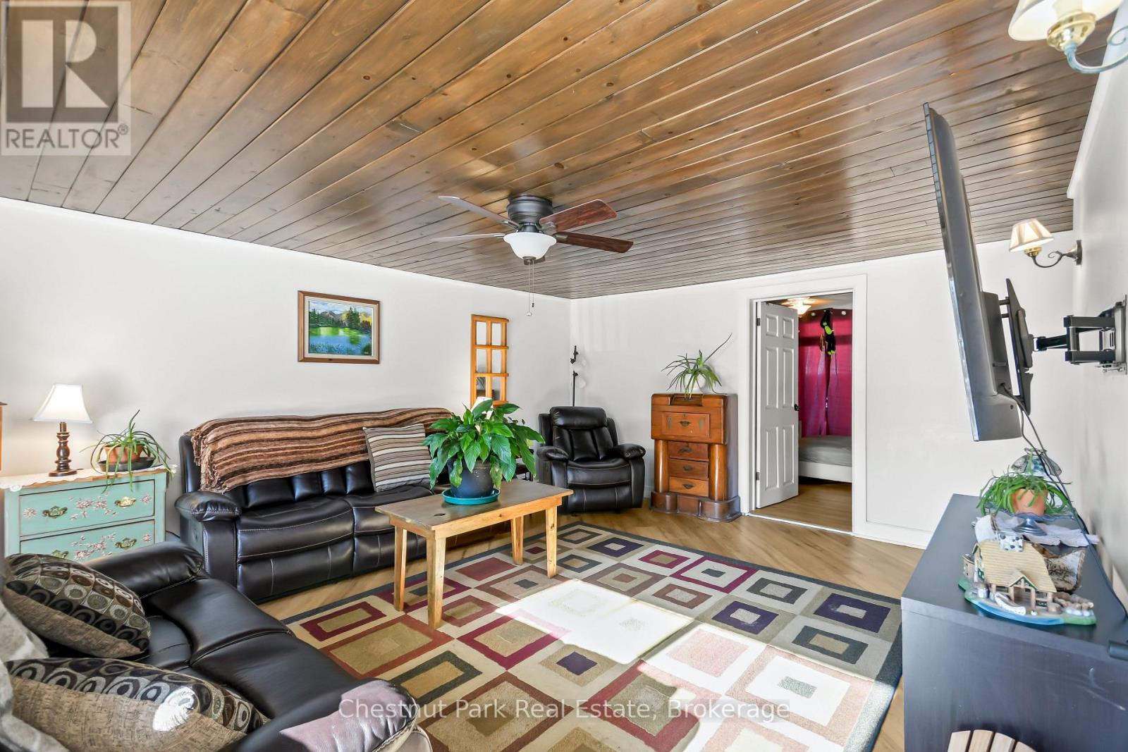 12 Ferndale Road, Muskoka Lakes, Ontario  P0B 1J0 - Photo 10 - X12791544