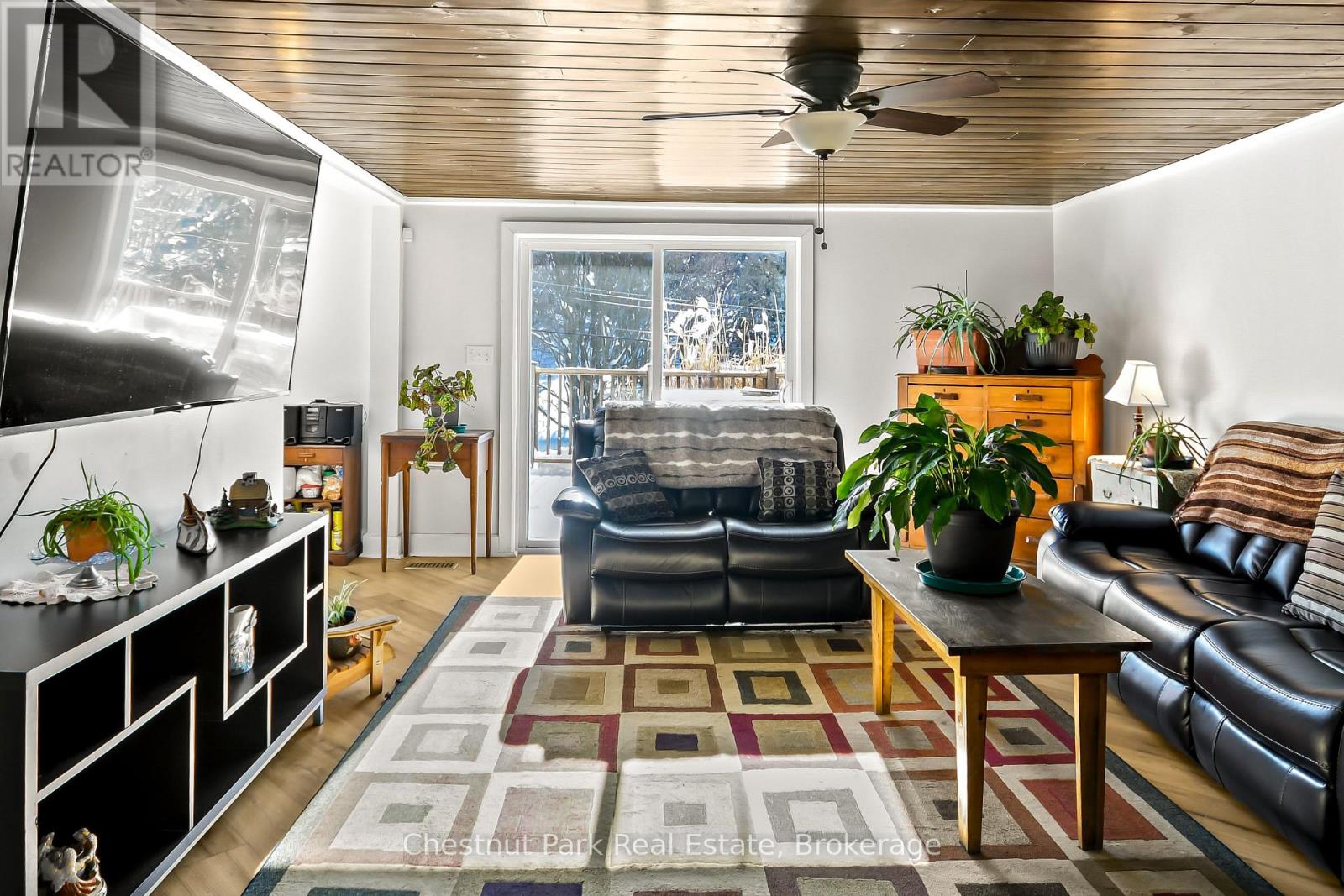 12 Ferndale Road, Muskoka Lakes, Ontario  P0B 1J0 - Photo 11 - X12791544