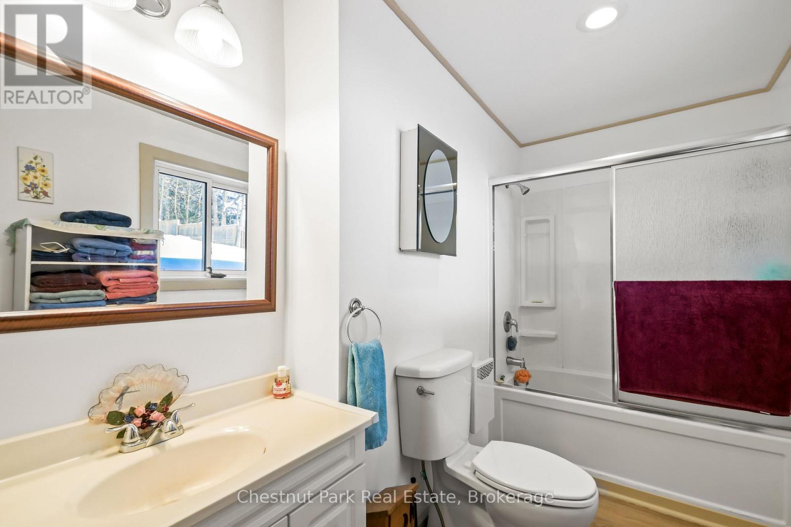 12 Ferndale Road, Muskoka Lakes, Ontario  P0B 1J0 - Photo 17 - X12791544