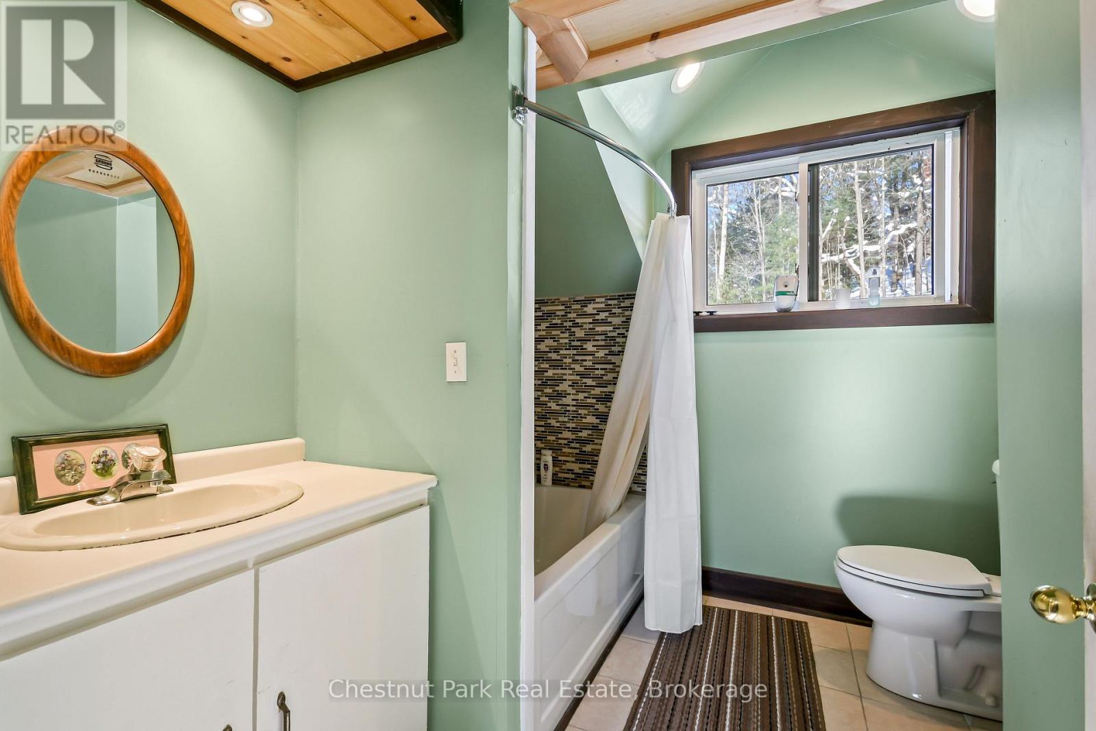 12 Ferndale Road, Muskoka Lakes, Ontario  P0B 1J0 - Photo 20 - X12791544