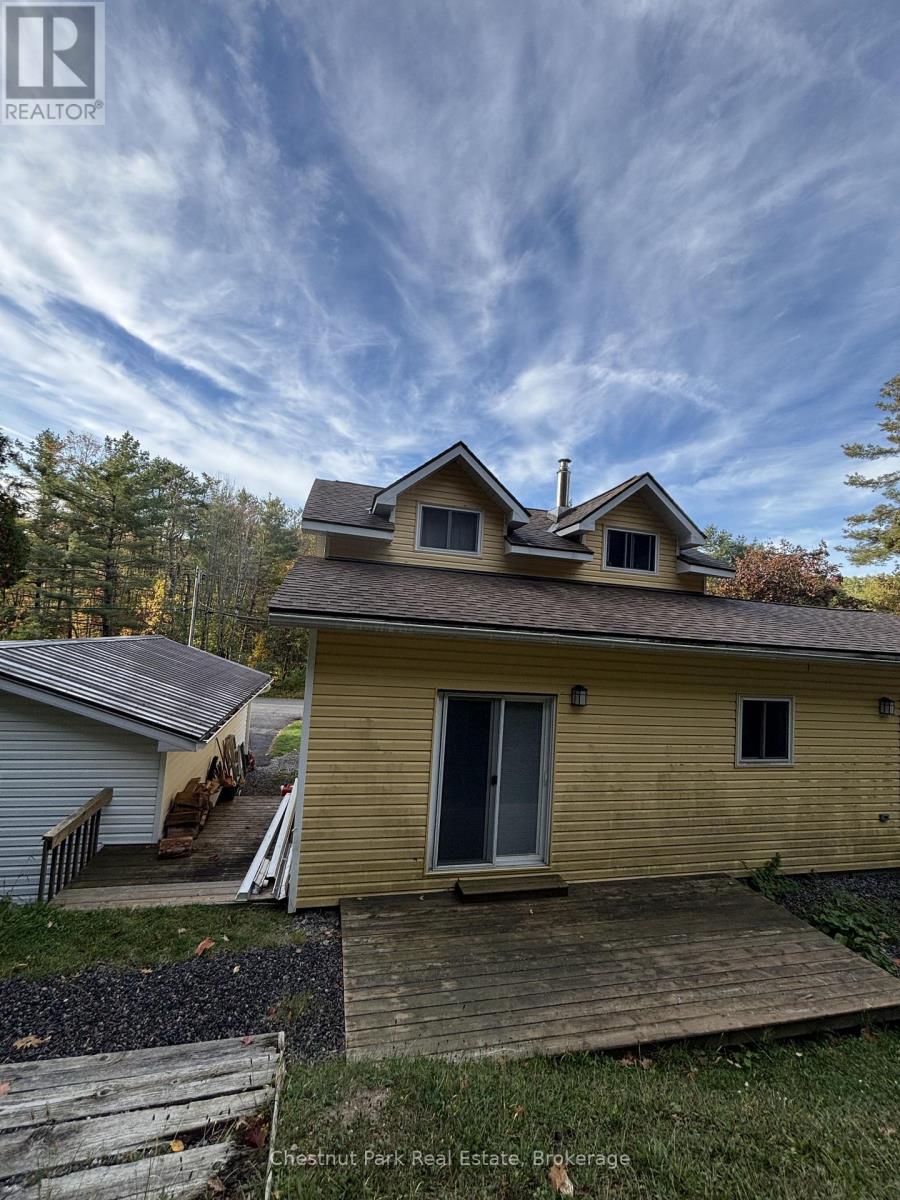 12 Ferndale Road, Muskoka Lakes, Ontario  P0B 1J0 - Photo 23 - X12791544