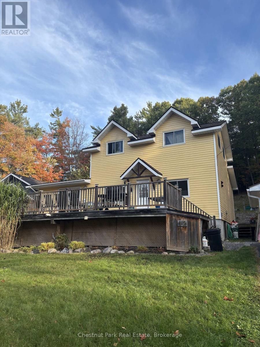 12 Ferndale Road, Muskoka Lakes, Ontario  P0B 1J0 - Photo 32 - X12791544