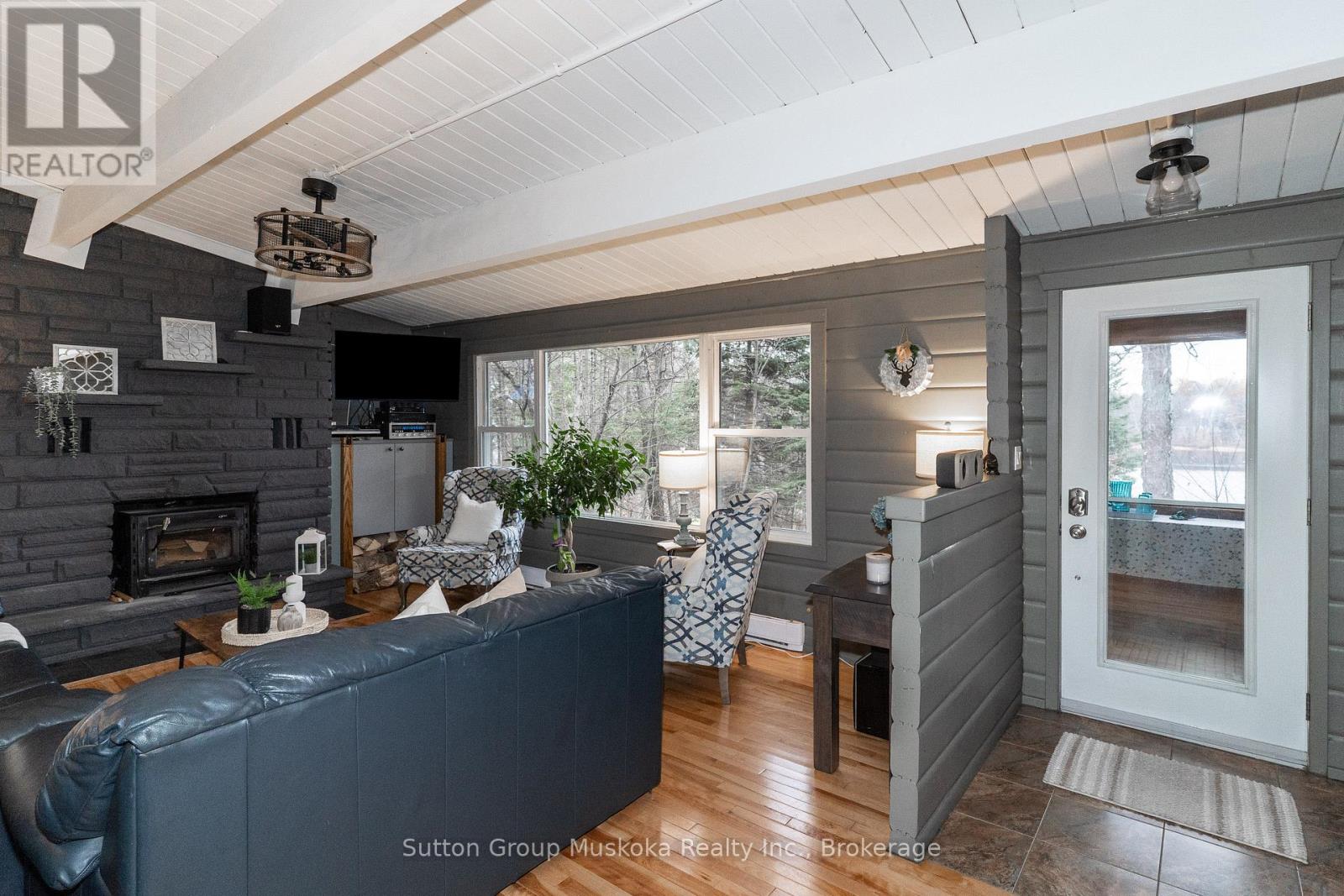 236 Hoodstown Road, Huntsville, Ontario  P1H 2J2 - Photo 16 - X12792446