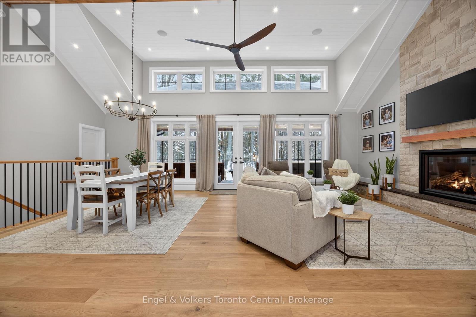 1107 Xavier Street, Gravenhurst, Ontario  P0E 1G0 - Photo 12 - X12796548