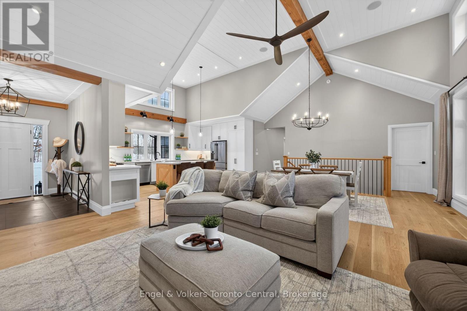 1107 Xavier Street, Gravenhurst, Ontario  P0E 1G0 - Photo 14 - X12796548