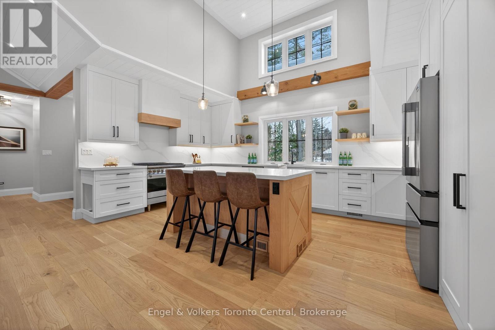 1107 Xavier Street, Gravenhurst, Ontario  P0E 1G0 - Photo 16 - X12796548