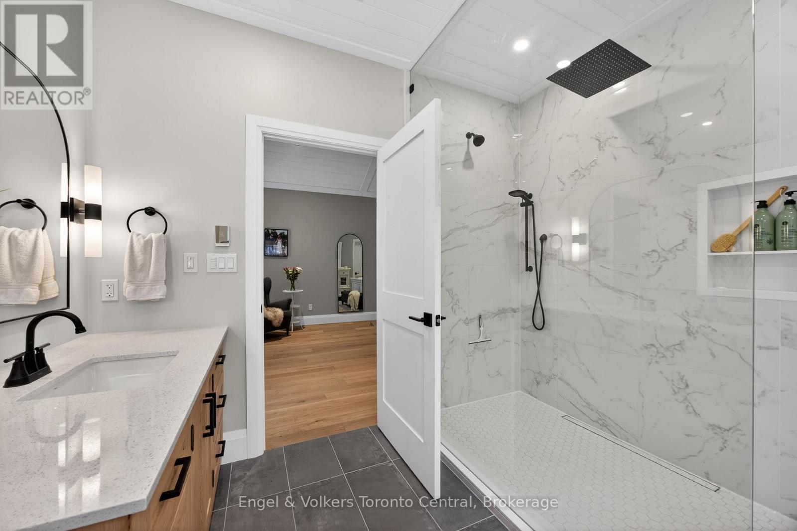 1107 Xavier Street, Gravenhurst, Ontario  P0E 1G0 - Photo 29 - X12796548