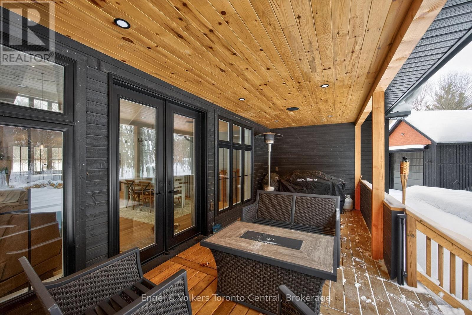 1107 Xavier Street, Gravenhurst, Ontario  P0E 1G0 - Photo 45 - X12796548