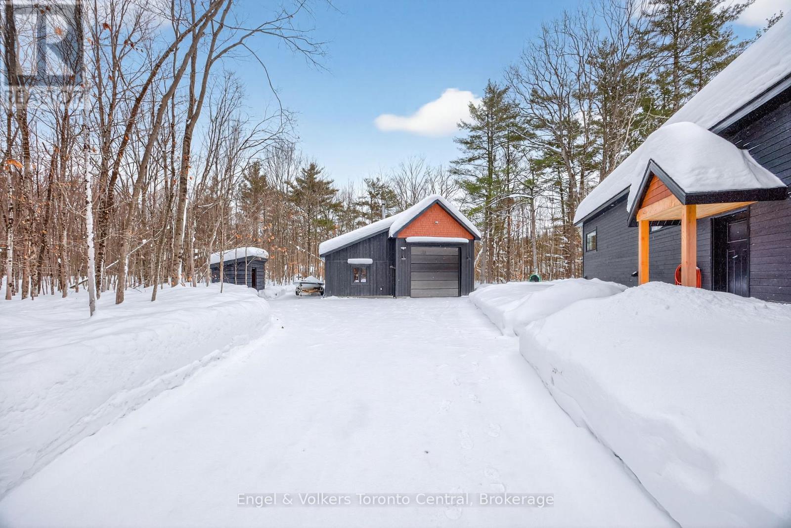 1107 Xavier Street, Gravenhurst, Ontario  P0E 1G0 - Photo 46 - X12796548