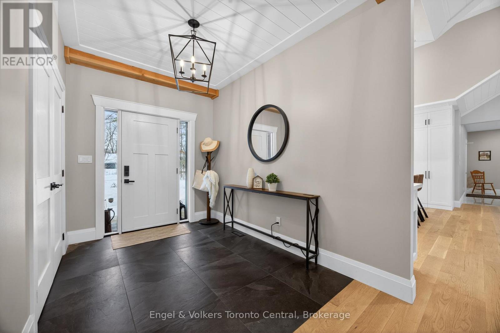 1107 Xavier Street, Gravenhurst, Ontario  P0E 1G0 - Photo 9 - X12796548