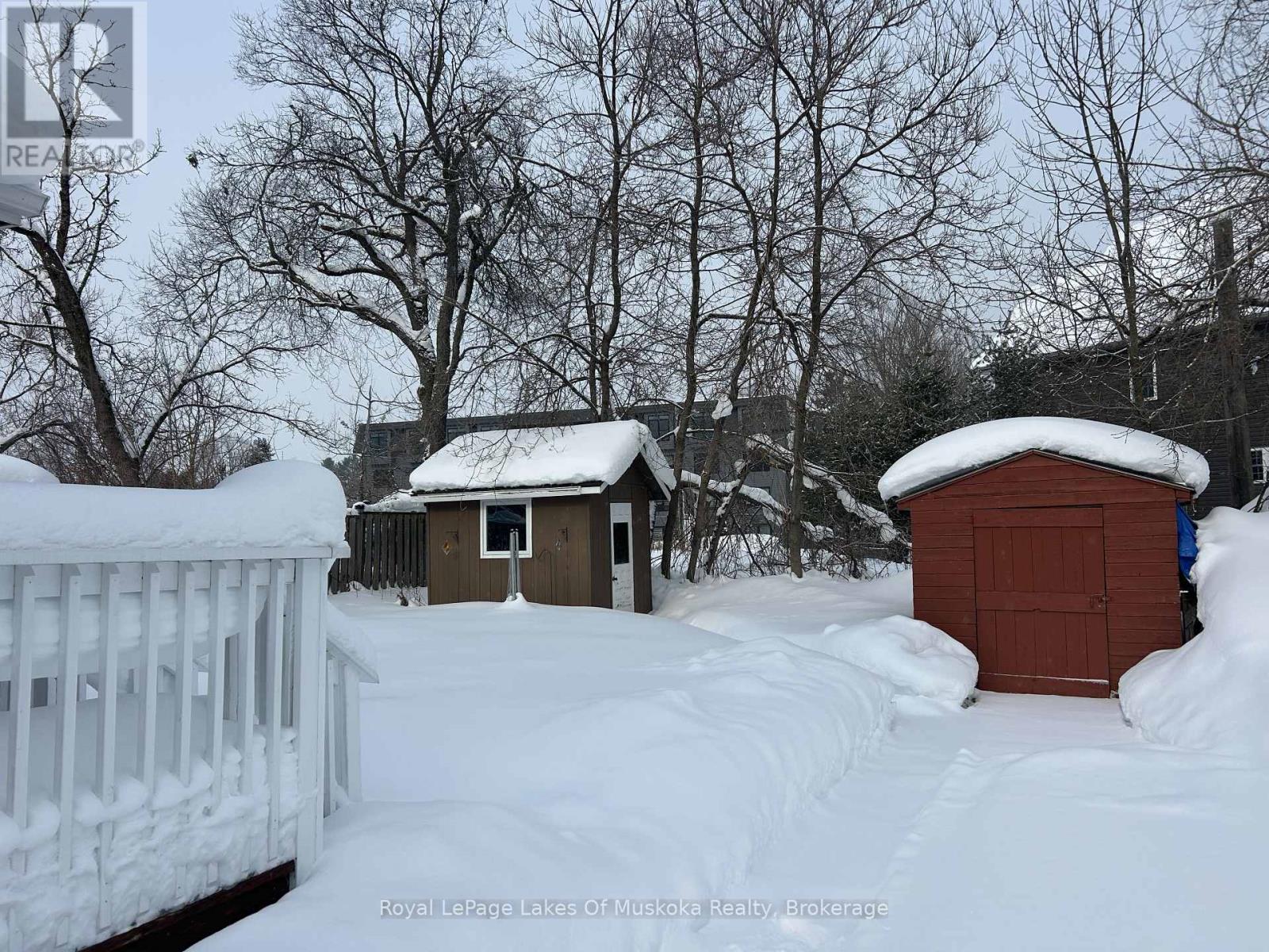 190 Ecclestone Drive, Bracebridge, Ontario  P1L 1E5 - Photo 2 - X12797404