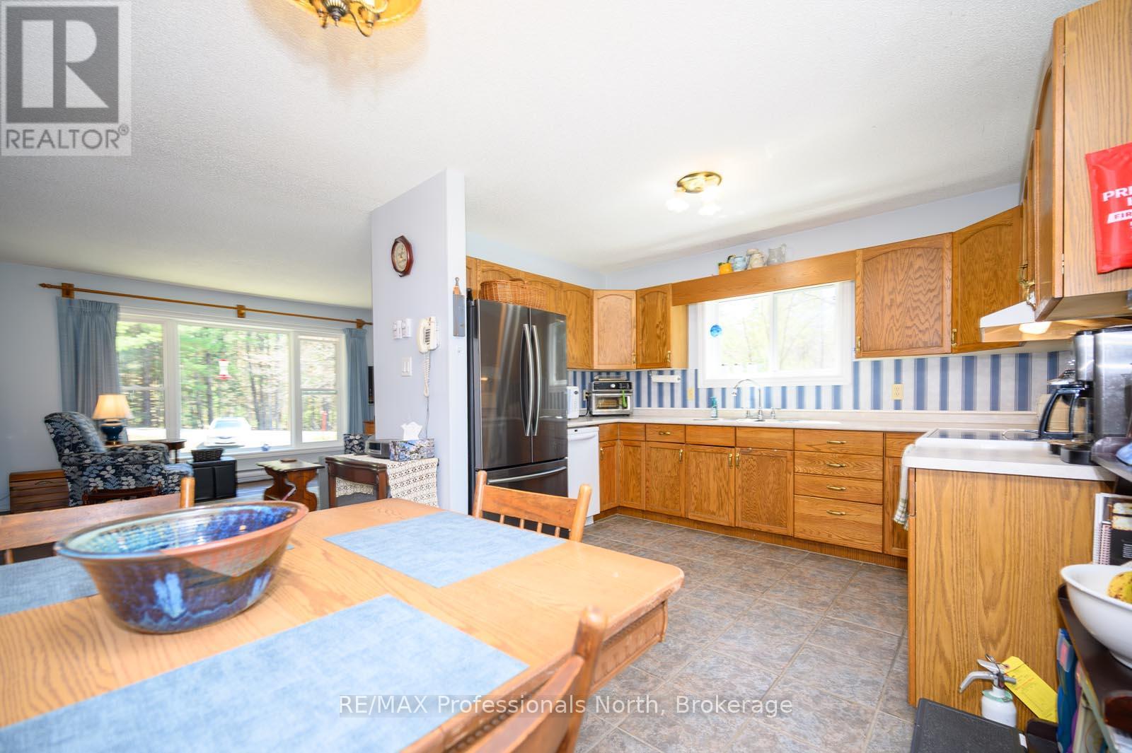 224 Stephenson 4 Road W, Huntsville, Ontario  P0B 1M0 - Photo 6 - X12800202