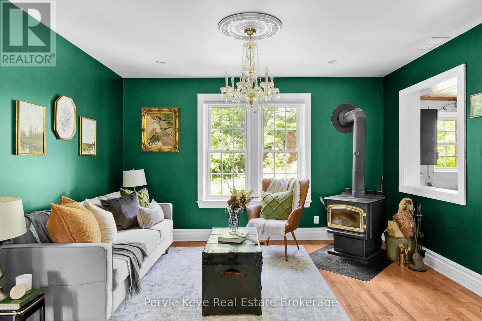 9 King Street, Bracebridge, Ontario  P1L 1H4 - Photo 2 - X12800670