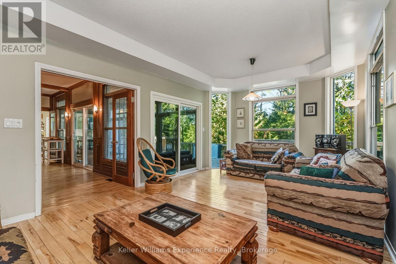 19 Huron Trail, Georgian Bay, Ontario  L0K 2A0 - Photo 18 - X12801268