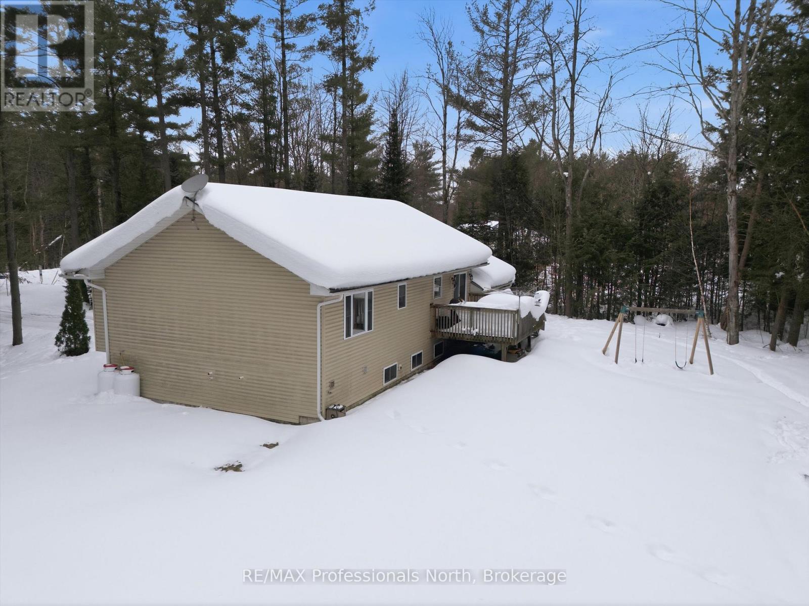 1017 Church Hill Road, Bracebridge, Ontario  P1L 1X1 - Photo 10 - X12805136