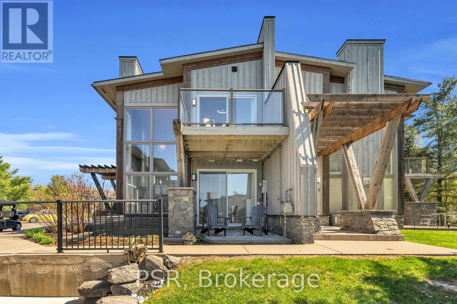 44 Carrick Trail, Gravenhurst, Ontario  P1P 0A6 - Photo 1 - X12811802