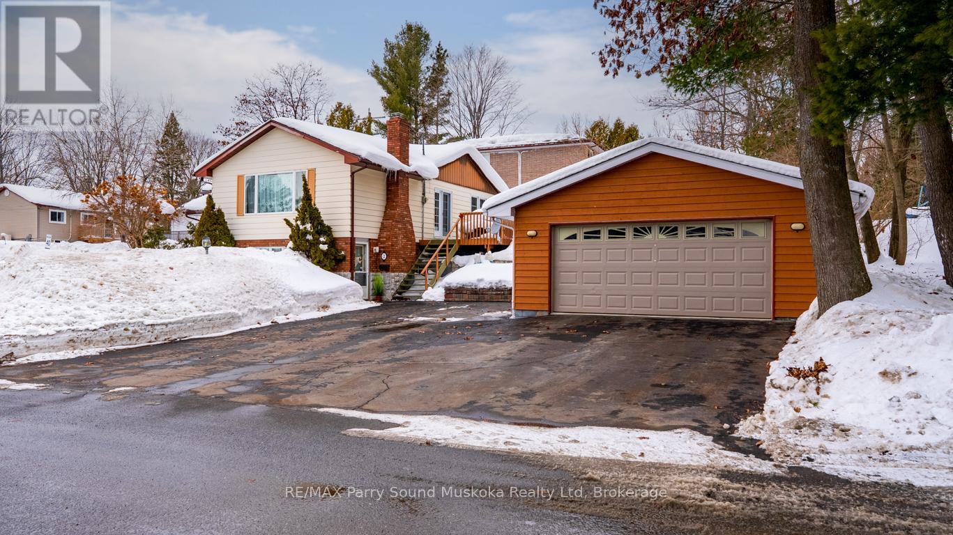 2 Laird Drive, Parry Sound, Ontario  P2A 1P5 - Photo 3 - X12812634