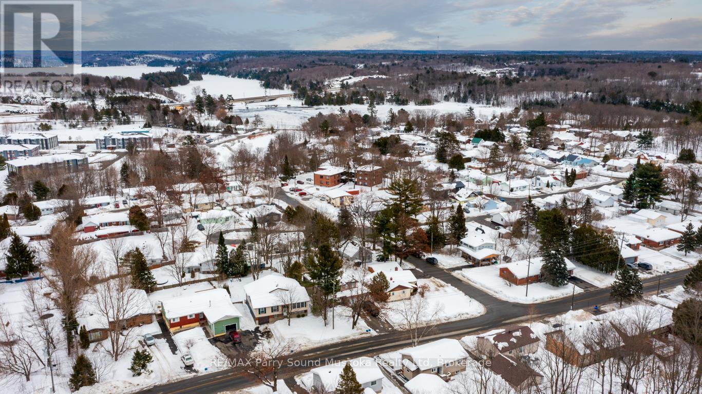 2 Laird Drive, Parry Sound, Ontario  P2A 1P5 - Photo 41 - X12812634