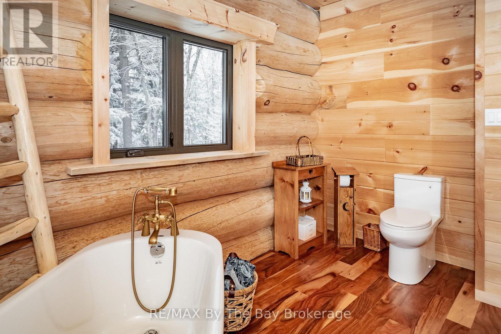 1536 North Portage Road, Lake Of Bays, Ontario  P1H 2J6 - Photo 17 - X12814224