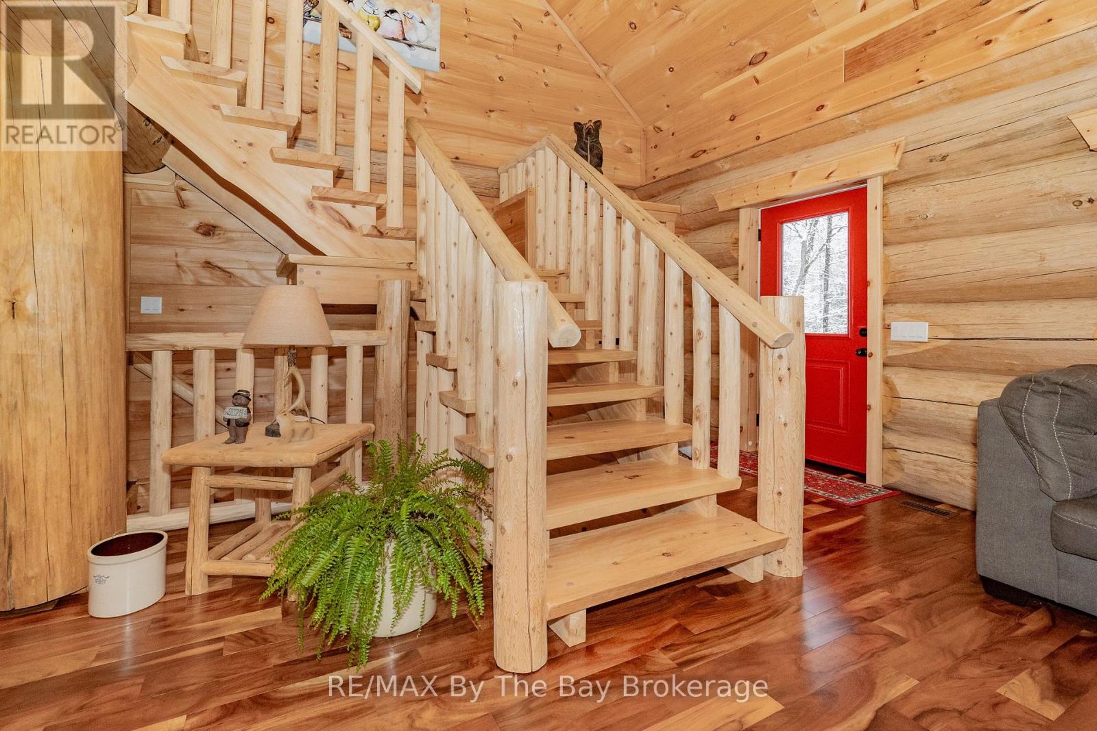 1536 North Portage Road, Lake Of Bays, Ontario  P1H 2J6 - Photo 21 - X12814224