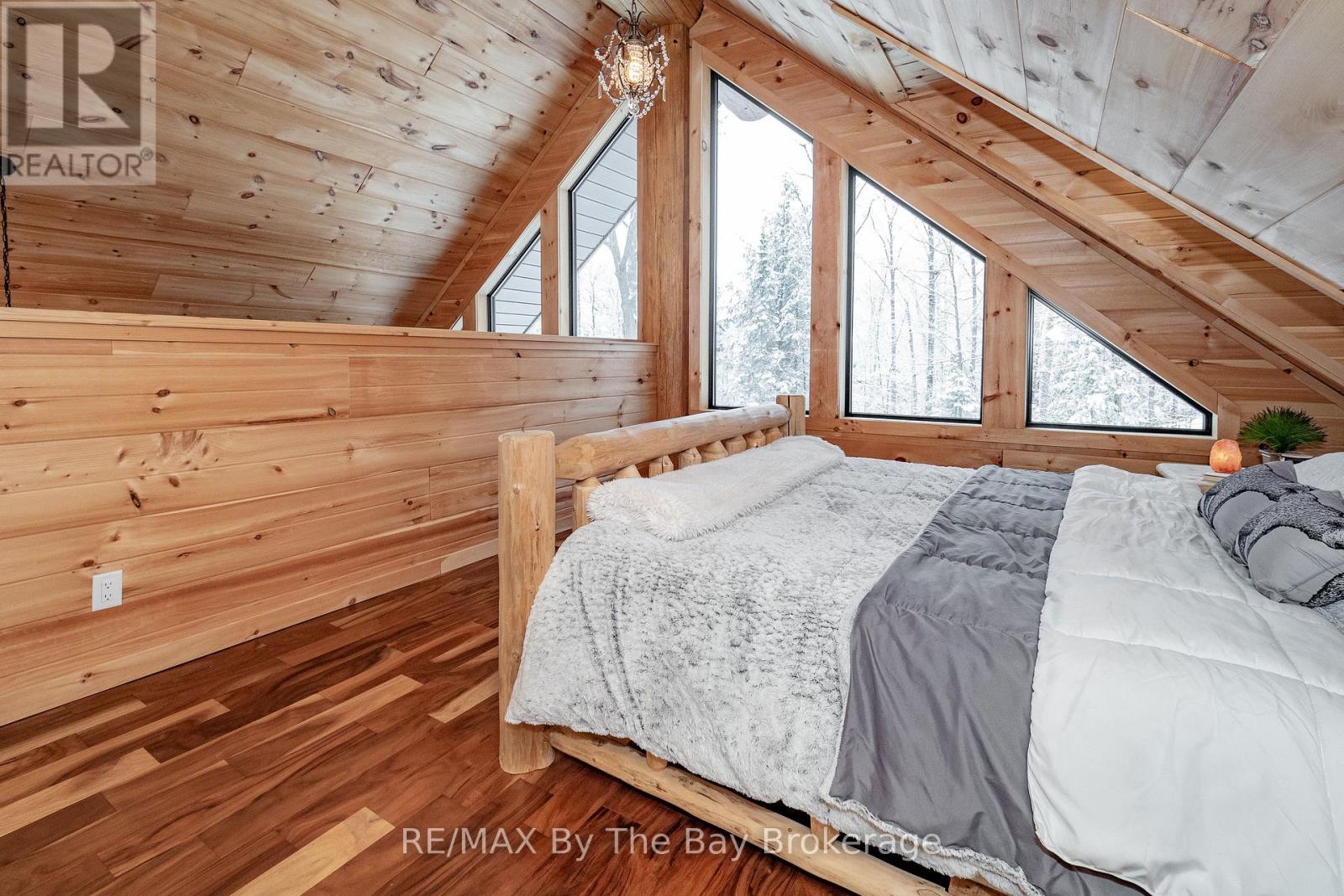 1536 North Portage Road, Lake Of Bays, Ontario  P1H 2J6 - Photo 24 - X12814224