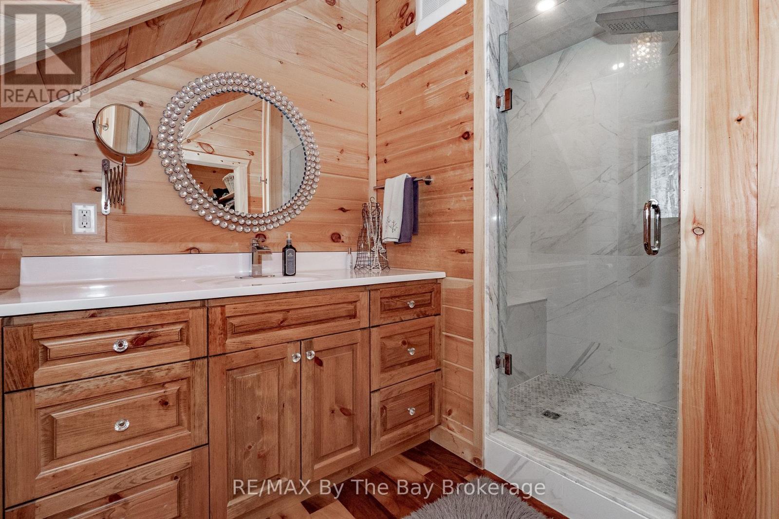 1536 North Portage Road, Lake Of Bays, Ontario  P1H 2J6 - Photo 25 - X12814224