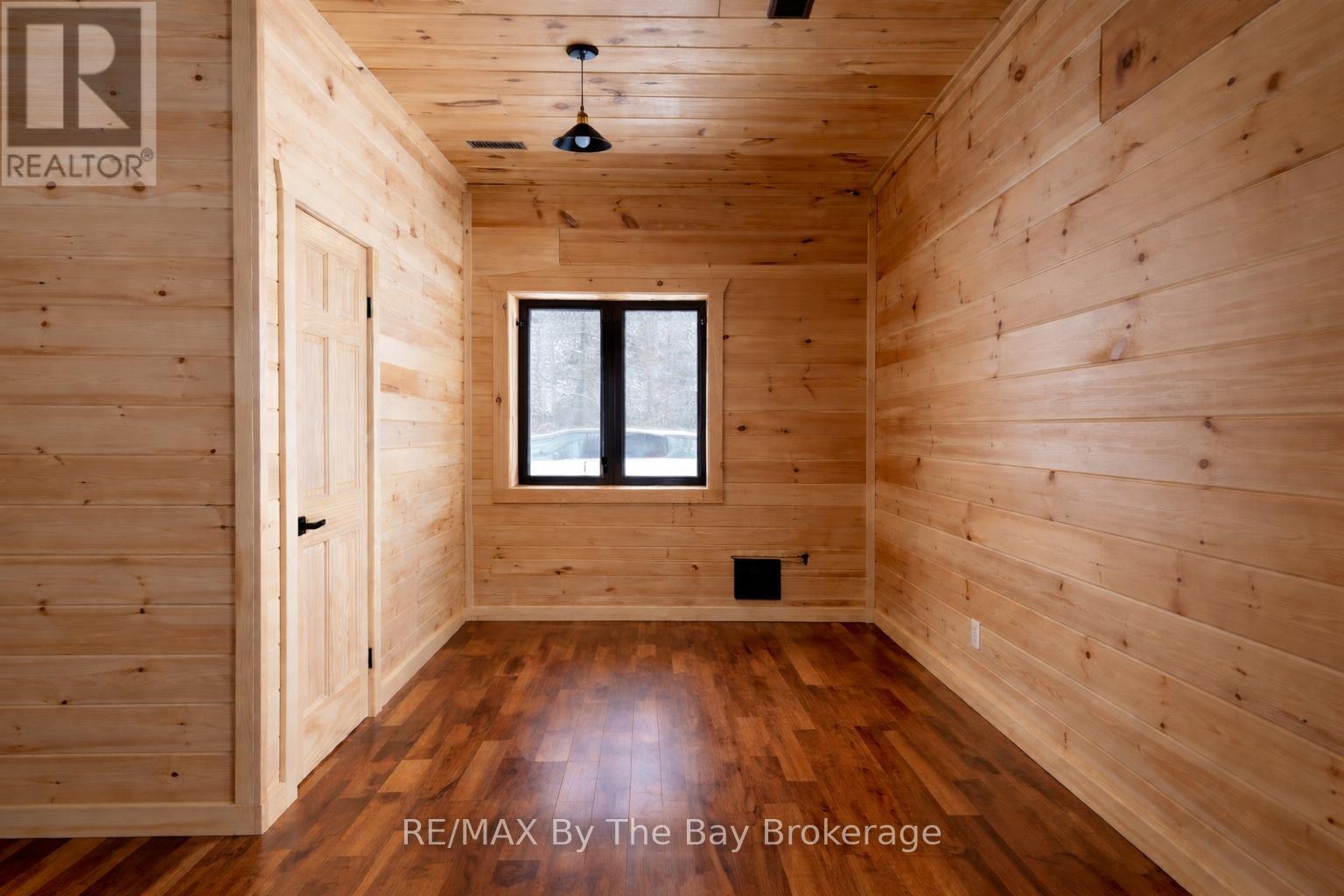 1536 North Portage Road, Lake Of Bays, Ontario  P1H 2J6 - Photo 30 - X12814224