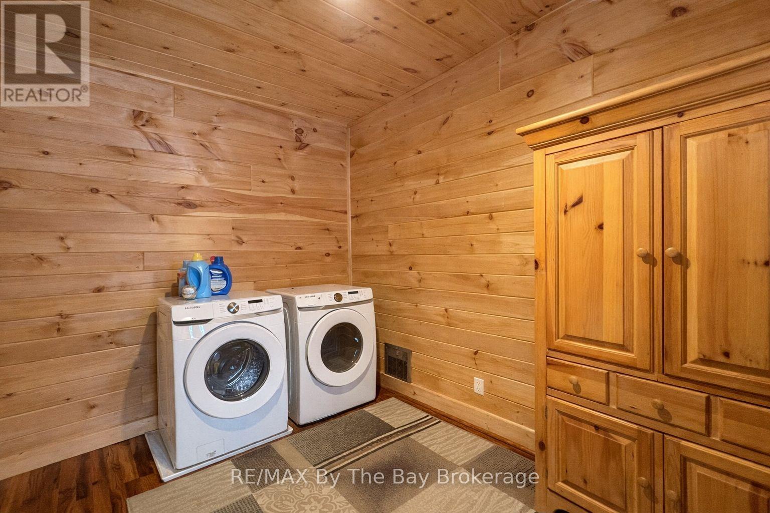 1536 North Portage Road, Lake Of Bays, Ontario  P1H 2J6 - Photo 35 - X12814224