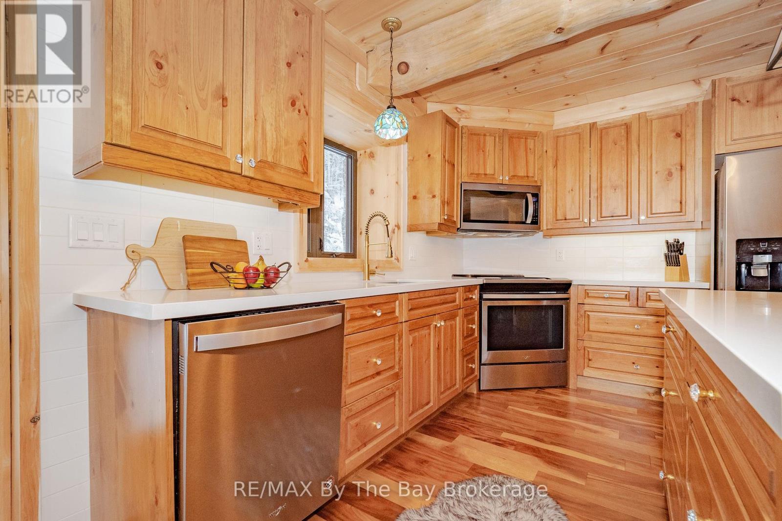 1536 North Portage Road, Lake Of Bays, Ontario  P1H 2J6 - Photo 7 - X12814224