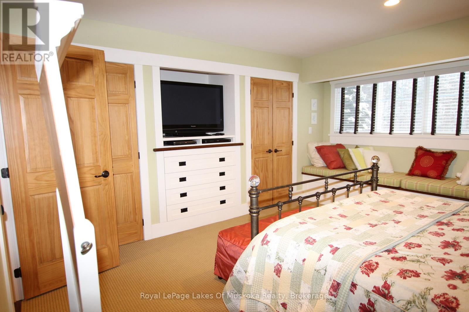 V 9, W5 - 1020 Birch Glen Road, Lake Of Bays, Ontario  P0B 1A0 - Photo 27 - X12816204