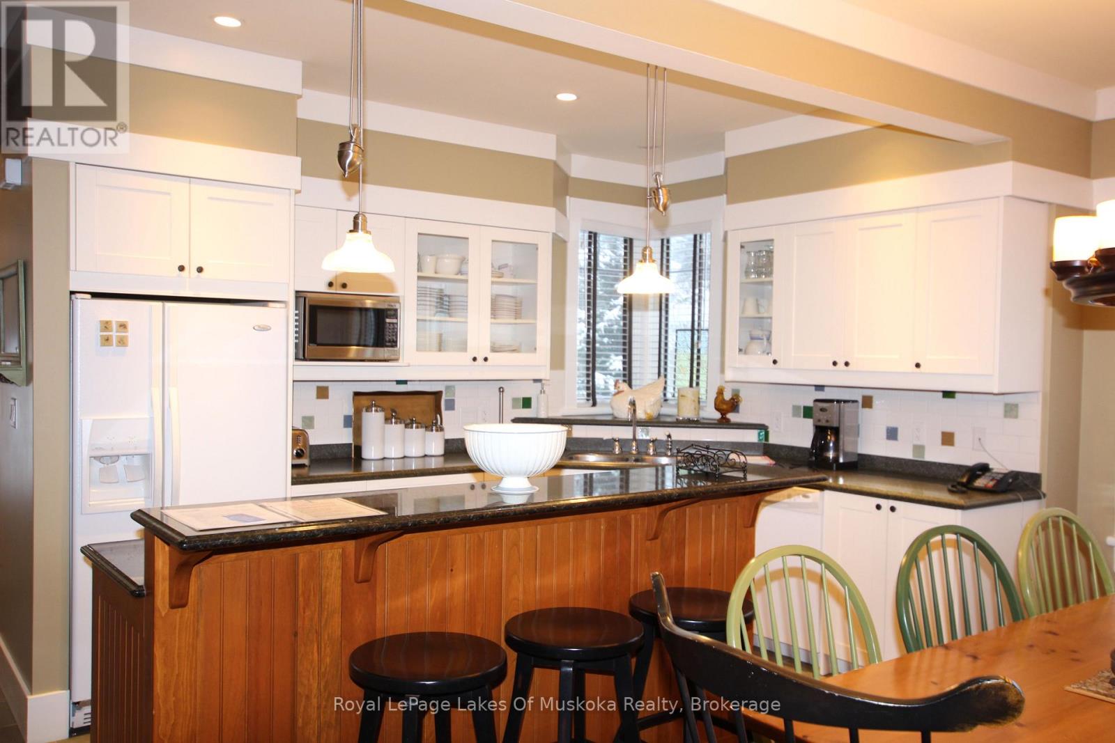 V 9, W5 - 1020 Birch Glen Road, Lake Of Bays, Ontario  P0B 1A0 - Photo 8 - X12816204