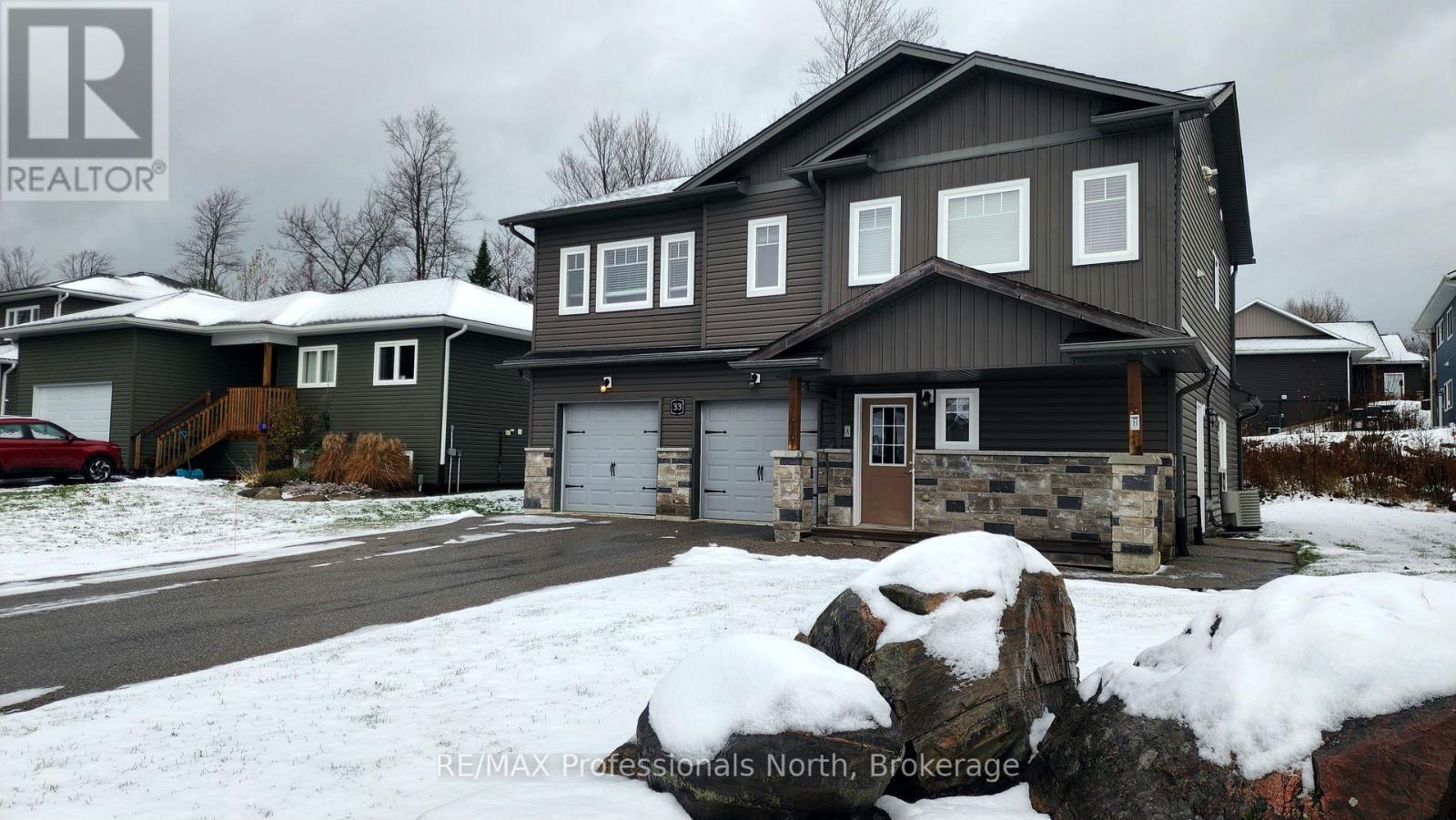 33 Goodwin Drive, Huntsville, Ontario  P1H 2R3 - Photo 2 - X12816742