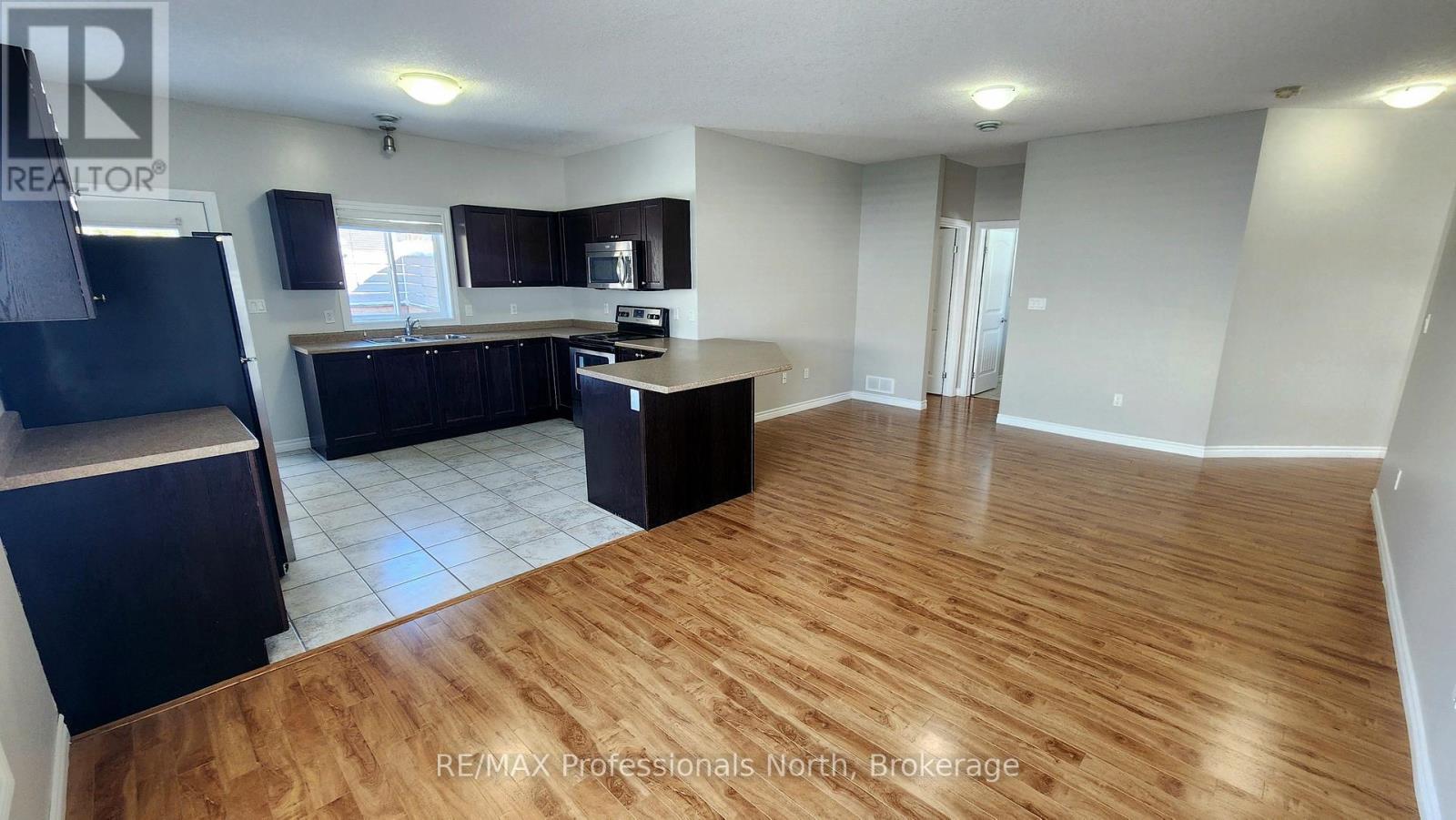 33 Goodwin Drive, Huntsville, Ontario  P1H 2R3 - Photo 22 - X12816742