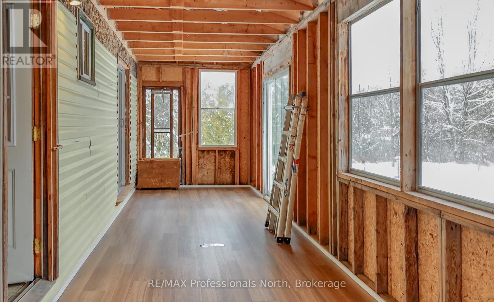 1125 Fairy Falls Road, Lake Of Bays, Ontario  P0B 1A0 - Photo 25 - X12816814