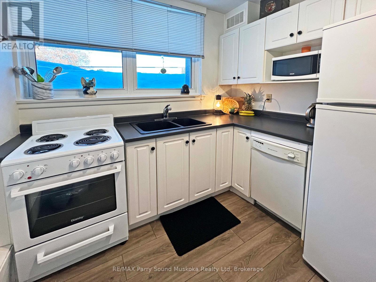 4 - 118 Isabella Street, Parry Sound, Ontario  P2A 1N1 - Photo 12 - X12818316