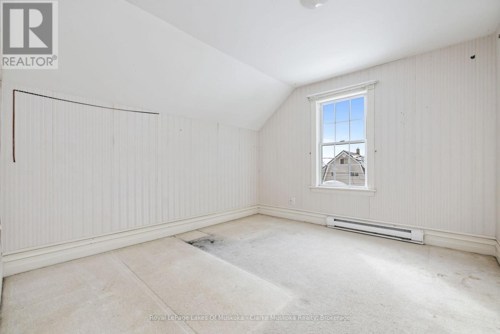 14 Glen Avenue, Parry Sound, Ontario  P2A 2B8 - Photo 23 - X12819532